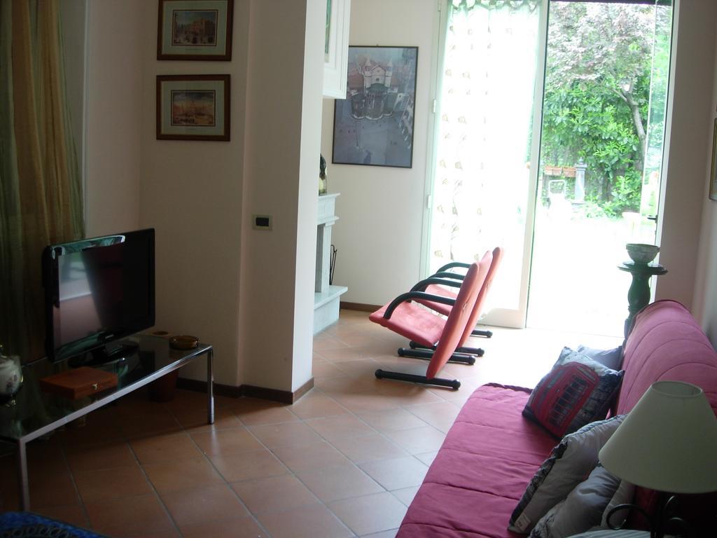 Appartamento Giardino Verde Modena Exterior photo